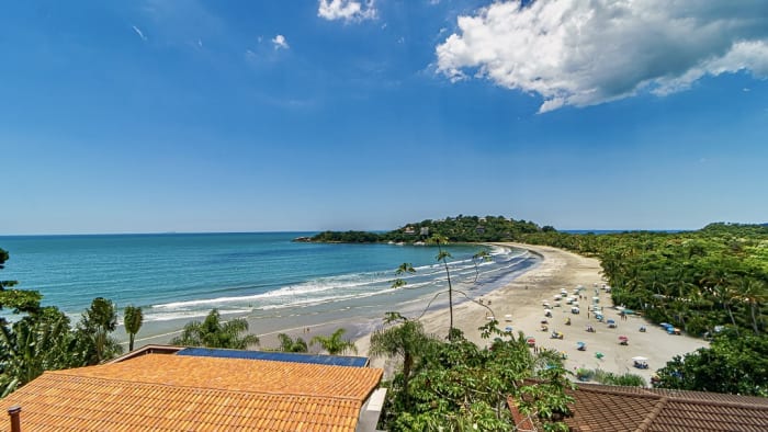Casa nova no Condominio Iporanga com linda vista para o mar para locação anual — foto 25