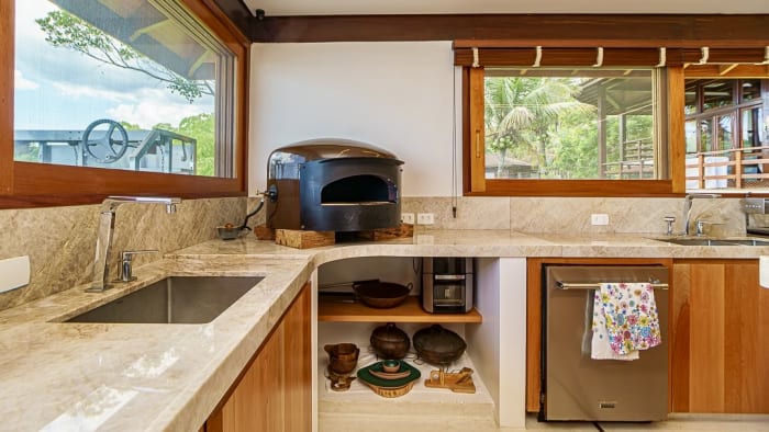 Casa nova no Condominio Iporanga com linda vista para o mar para locação anual — foto 37