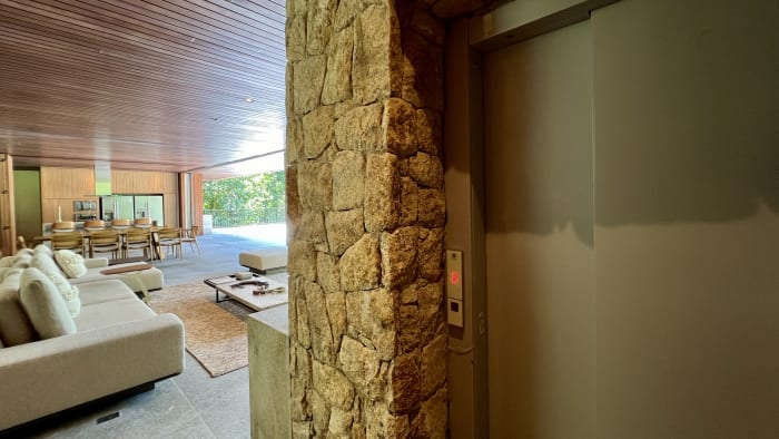 Arquitetura moderna na praia de São Pedro — foto 27