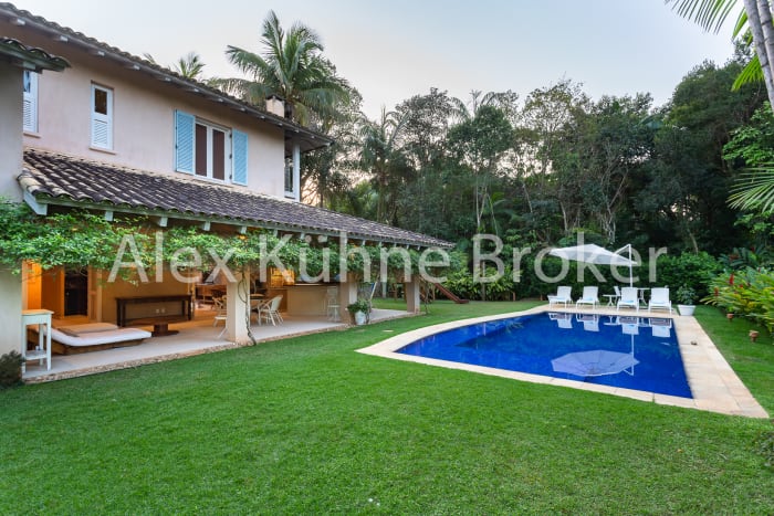 Casa em Estilo Farmhouse Contemporâneo à Venda no Condomínio Iporanga – Conforto, Natureza e Exclusividade no Guarujá — foto 22