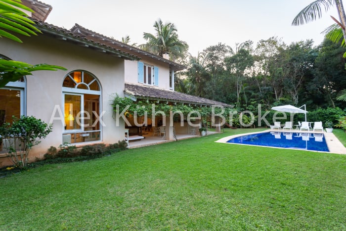 Casa em Estilo Farmhouse Contemporâneo à Venda no Condomínio Iporanga – Conforto, Natureza e Exclusividade no Guarujá — foto 27