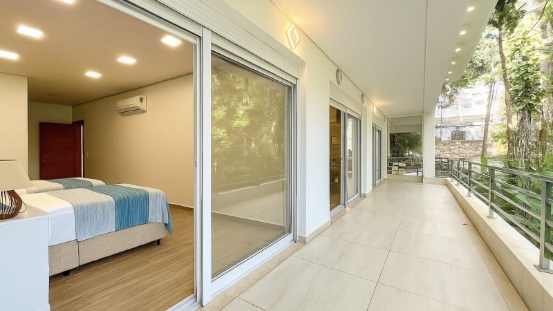 Casa à venda no Condomínio Iporanga – 6 suítes, área gourmet e localização privilegiada — foto 2