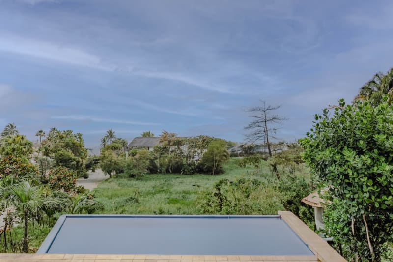 Casa de Luxo à Venda no Condomínio São Pedro com Vista para o Mar, Projeto de Marcos Acayaba e Paisagismo de Burle Marx. — foto 2