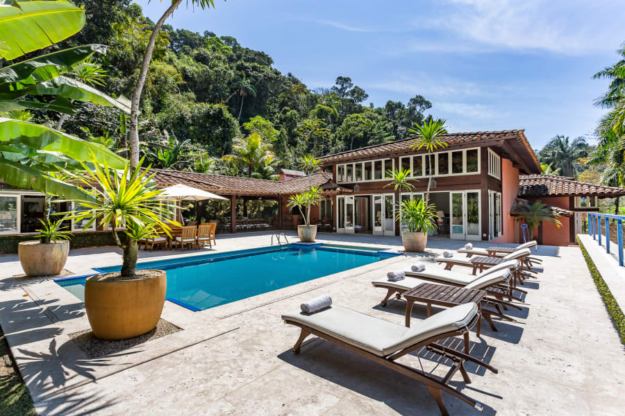 Casa para Temporada no Condomínio Iporanga Guarujá – Projeto Marcos Tomanik