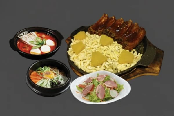 연인, 친구와 오붓하게! 둘이서 남기지 않고 딱 알맞게 즐기는 2인 전용 데이트 메뉴, 커플 콤보 2 (Couple Combo for 2)