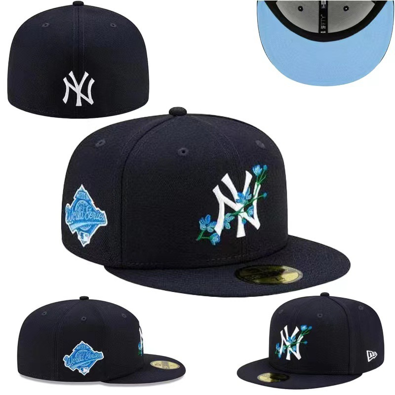 New Era Black New York Yankees Floral Bloom Side Patch 59FIFTY fitted hat.