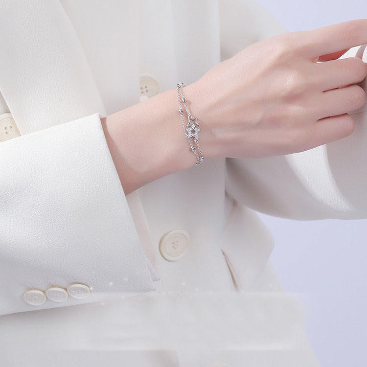 Non-Tarnish Bracelet - Rhinestone Sparkling Star Pendant Sterling Silver