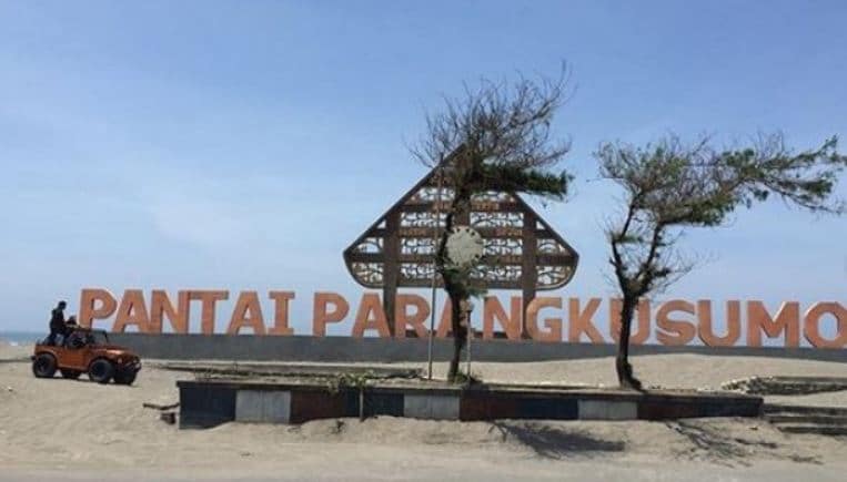 Pantai Parangkusomo