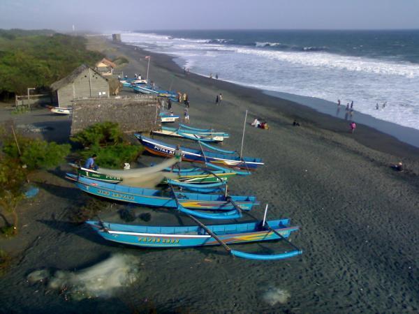 Pantai Kuwaru