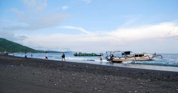 Pantai Pandansimo