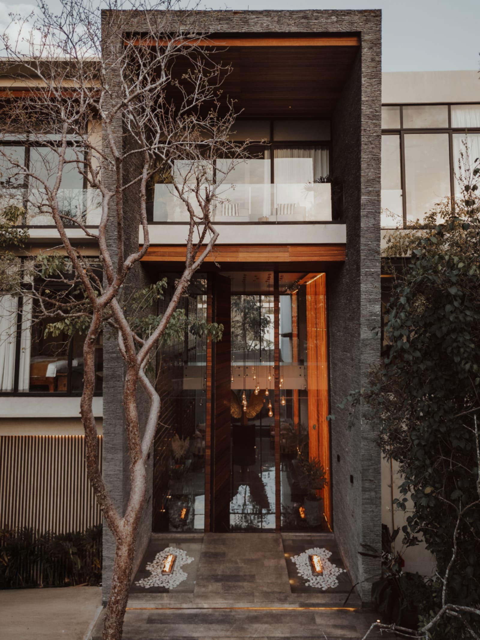 Casa Luna · Loco Luxury