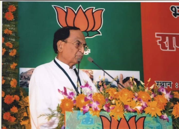 Dr CP Thakur