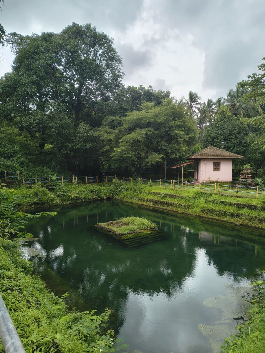 Budbud Taley, Netravli Vichundrem, South Goa