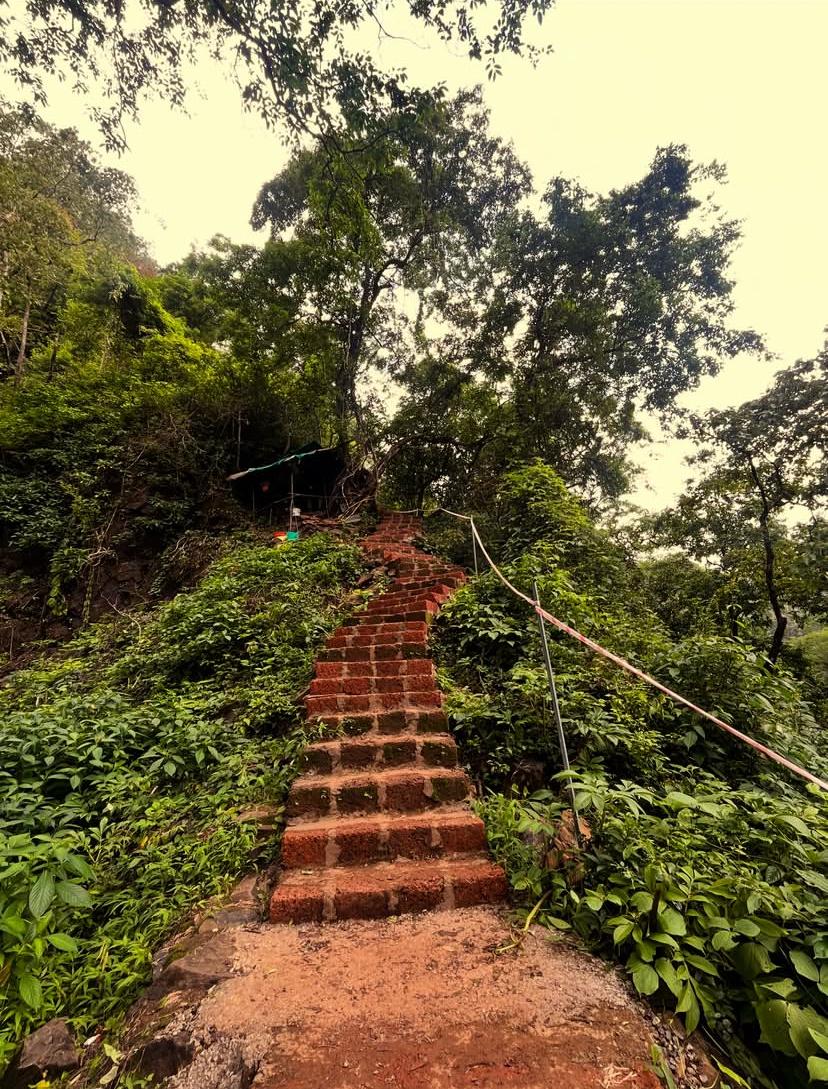 Mainapi Waterfall Netravali, Neturlim, South Goa