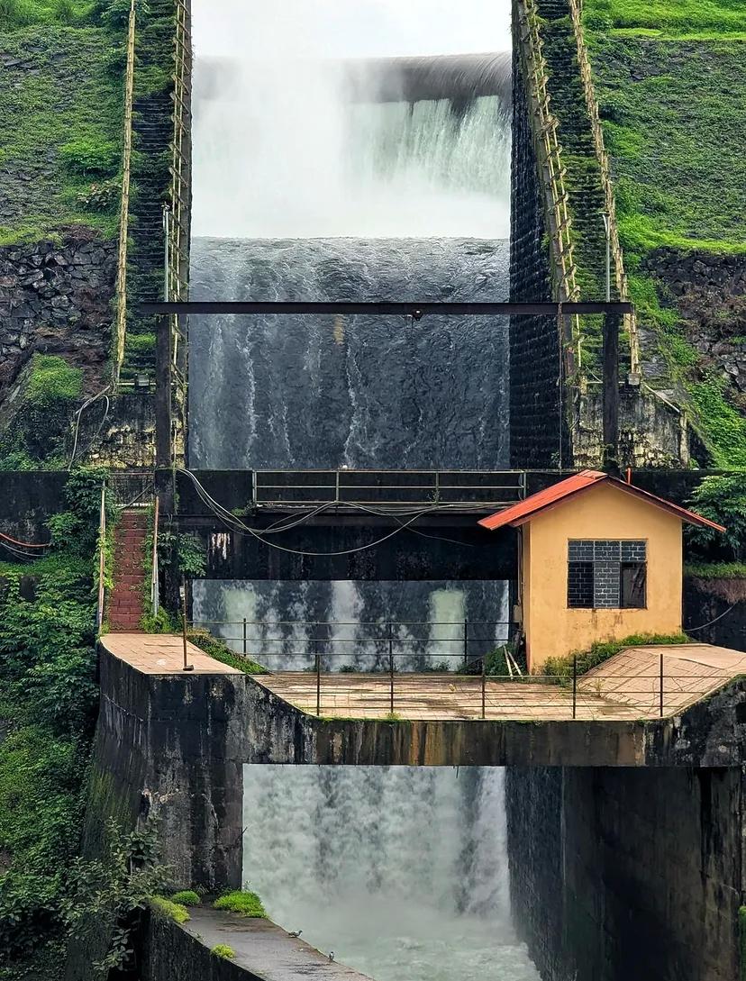 Salaulim Dam, photo 2