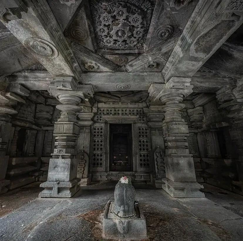 Shri Mahadeva Temple, photo 2