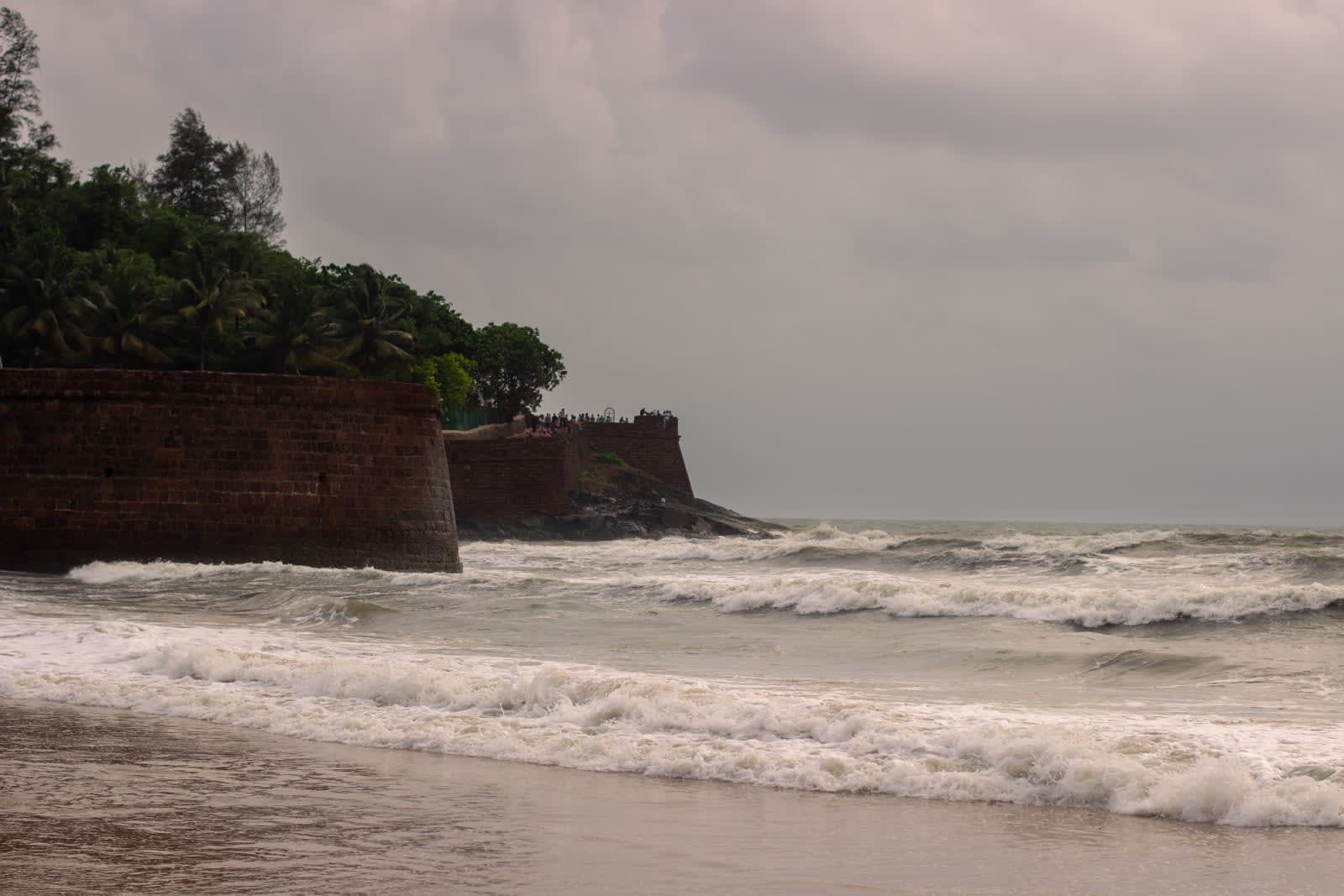 Sinquerim Fort, Candolim, North Goa