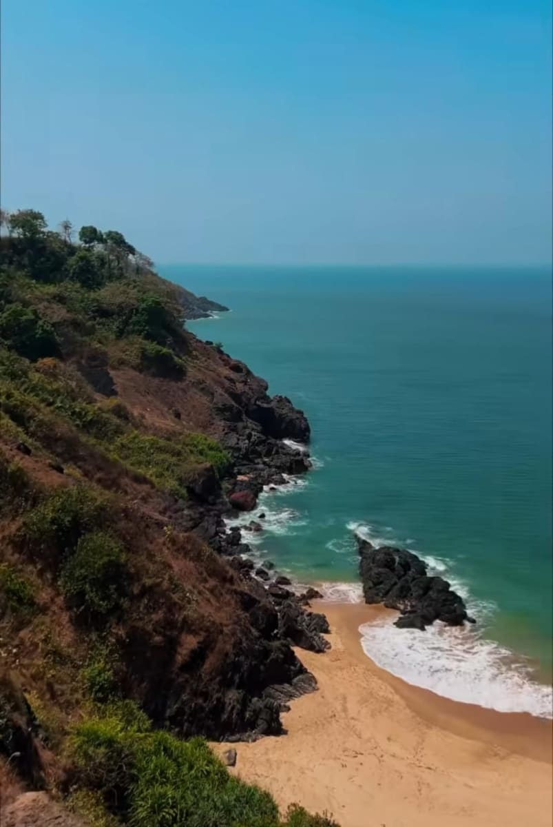 Tolivia Beach Viewpoint, Loliem, South Goa