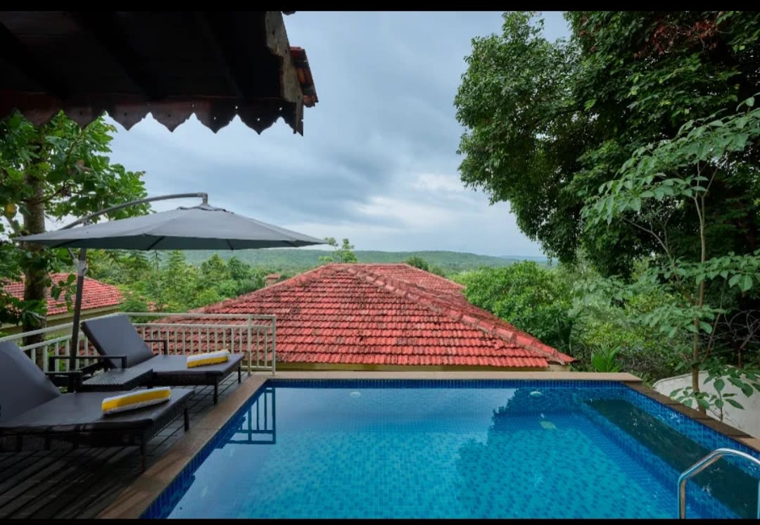 Golden Tulip, Madhalamaj, North Goa