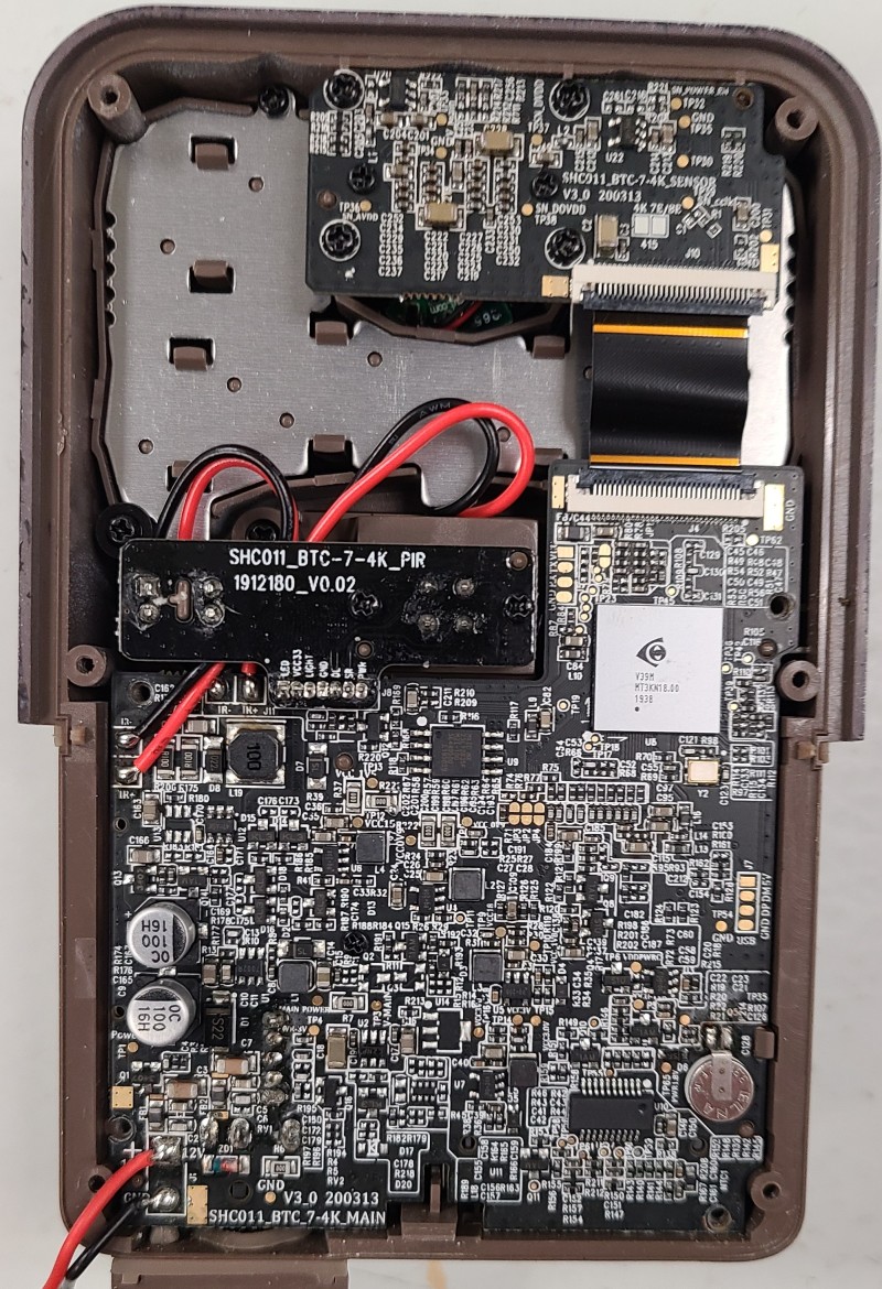 The battery connection is in the lower left corner.