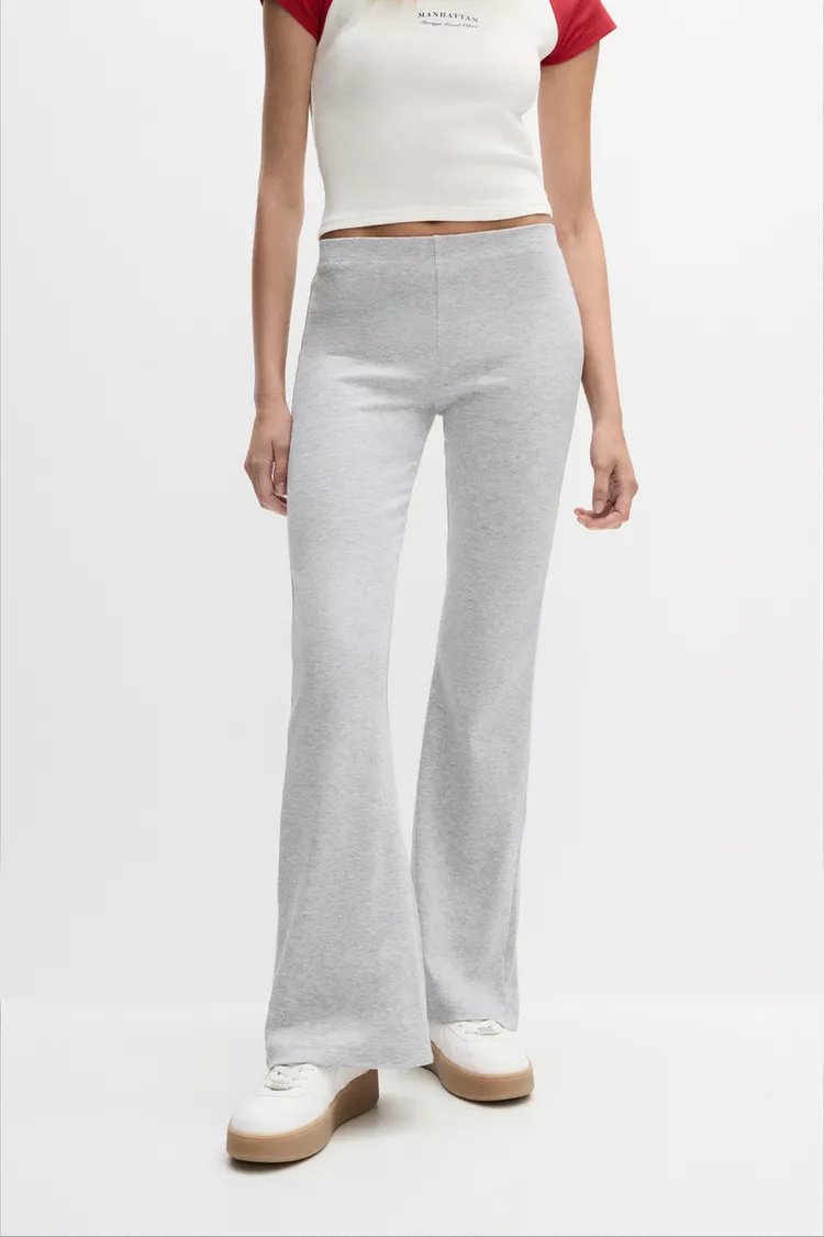 Onyx Zenith Architectural Sports Capri Leggings