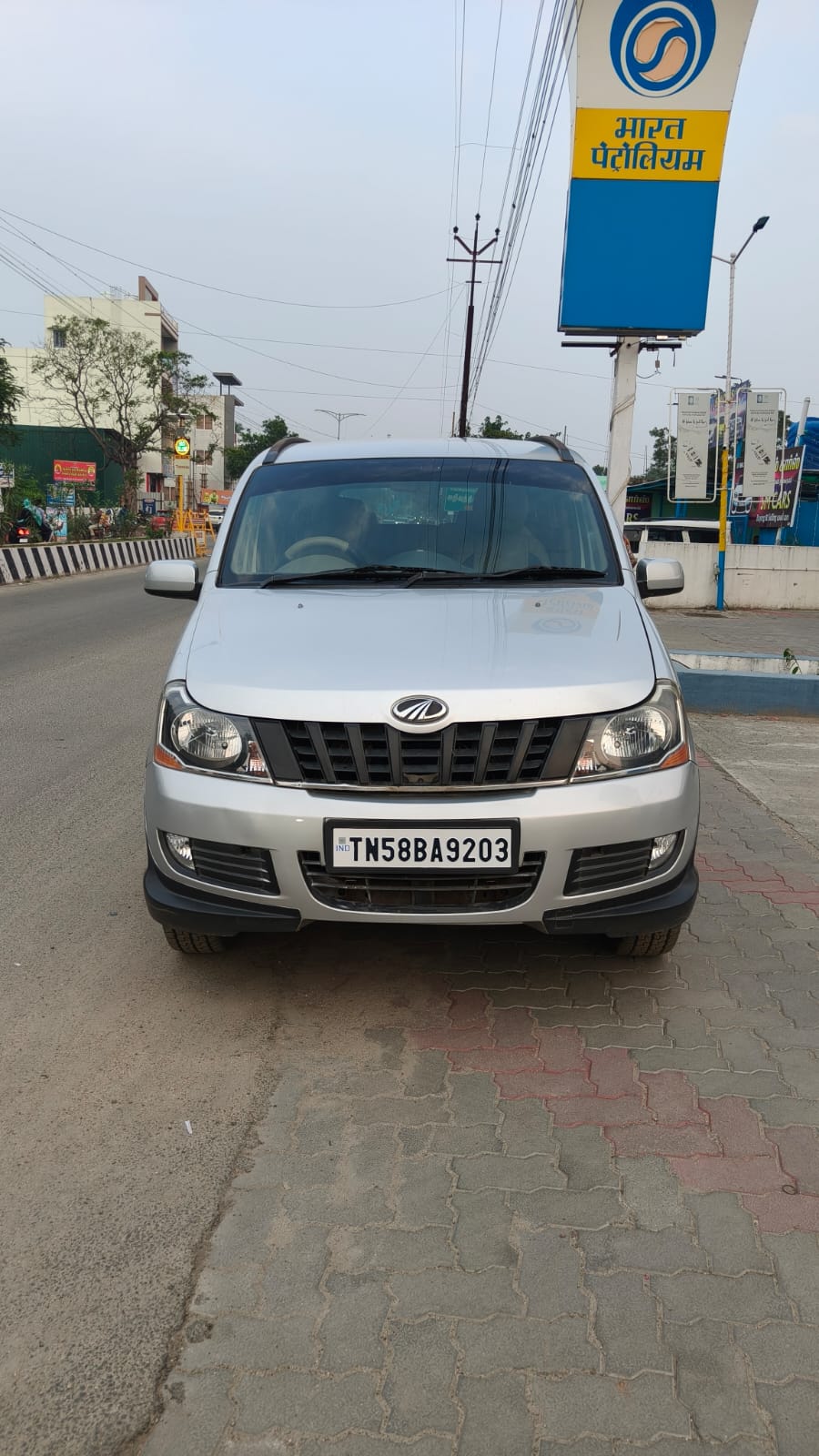 2019 Mahindra Xylo D4