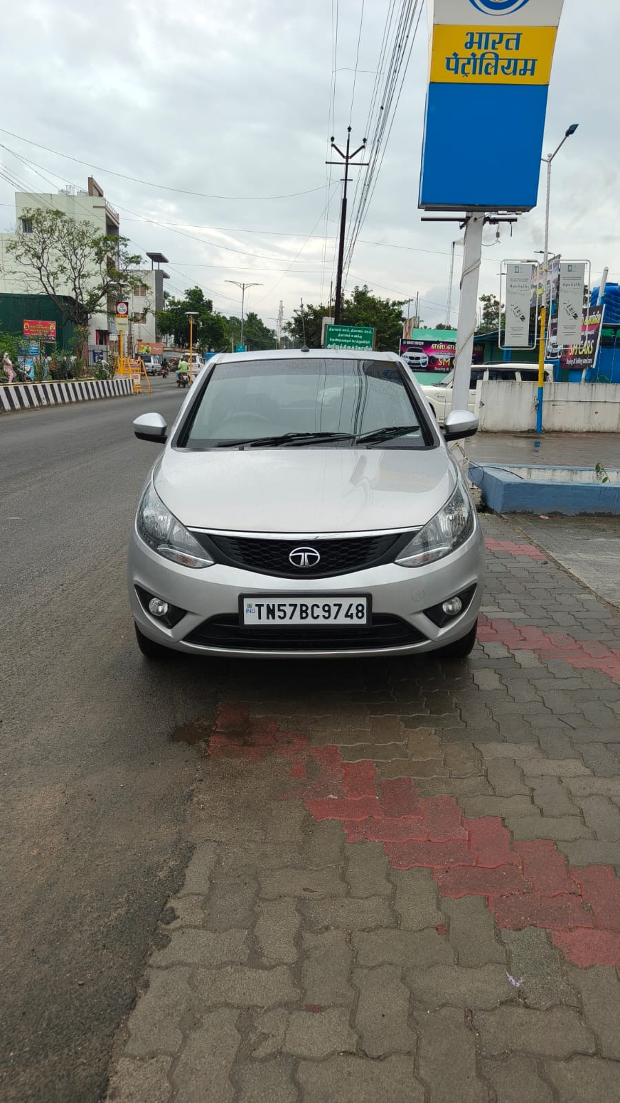 2017 Tata Bolt XMS