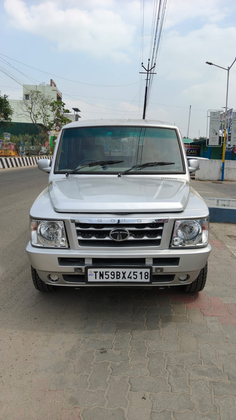2012 Tata Sumo Gold