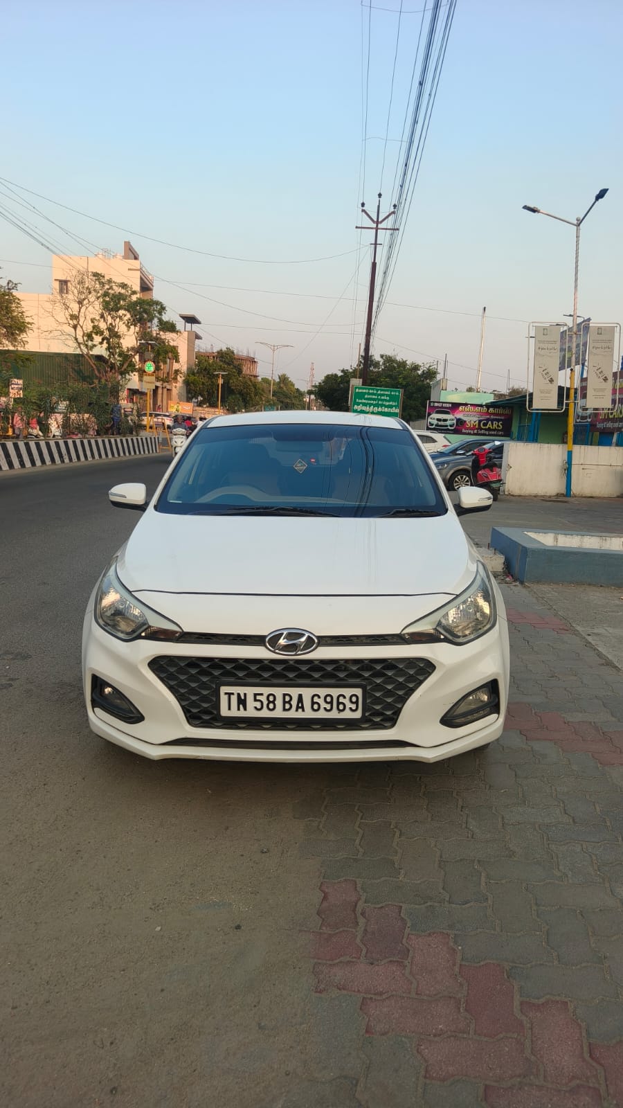 2019 Hyundai i20 Asta (O) 1