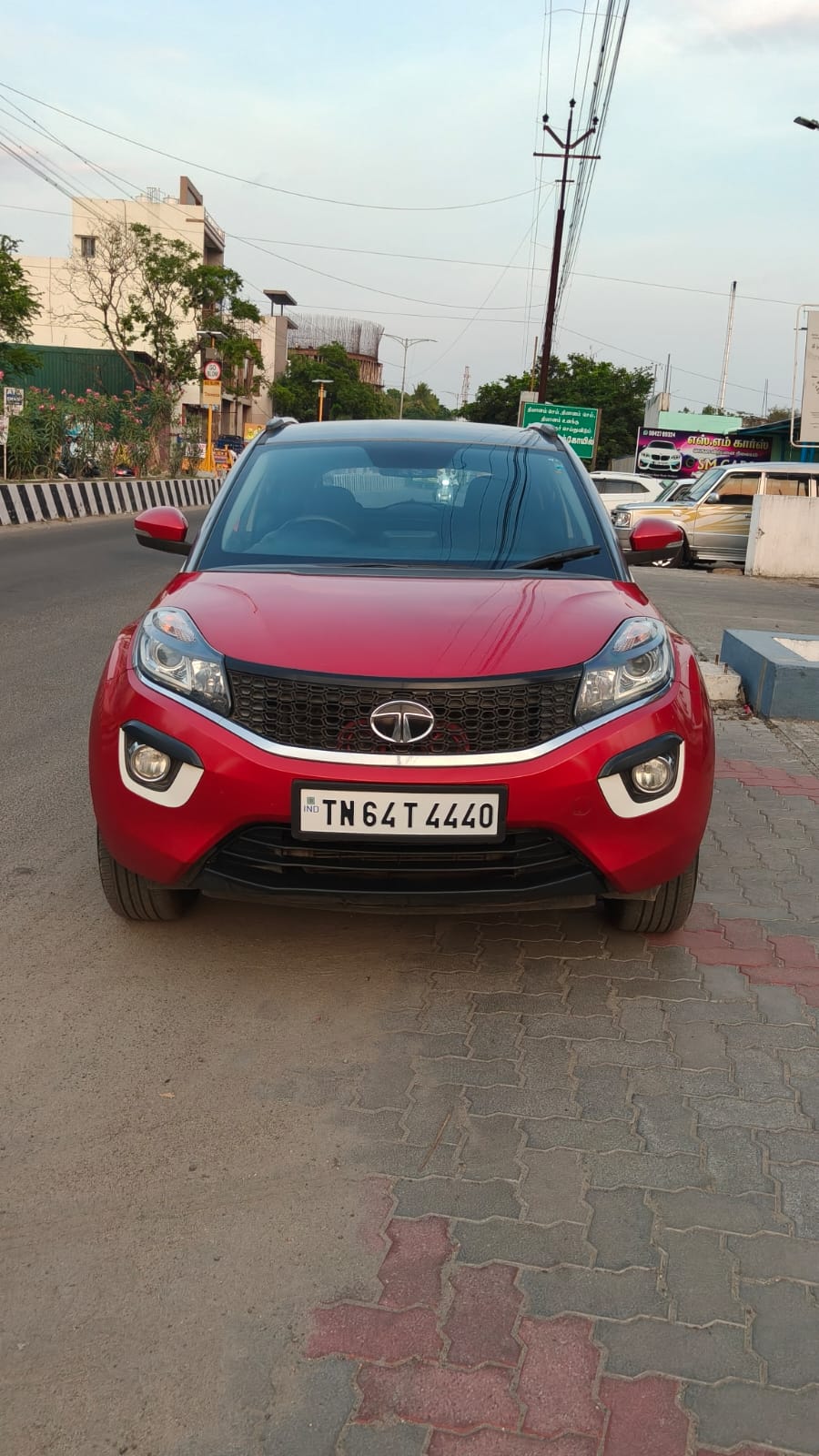2019 Tata Nexon XZ+ 1