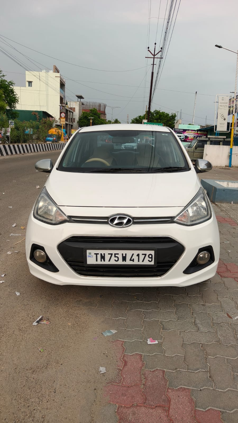 2015 Hyundai Xcent SX
