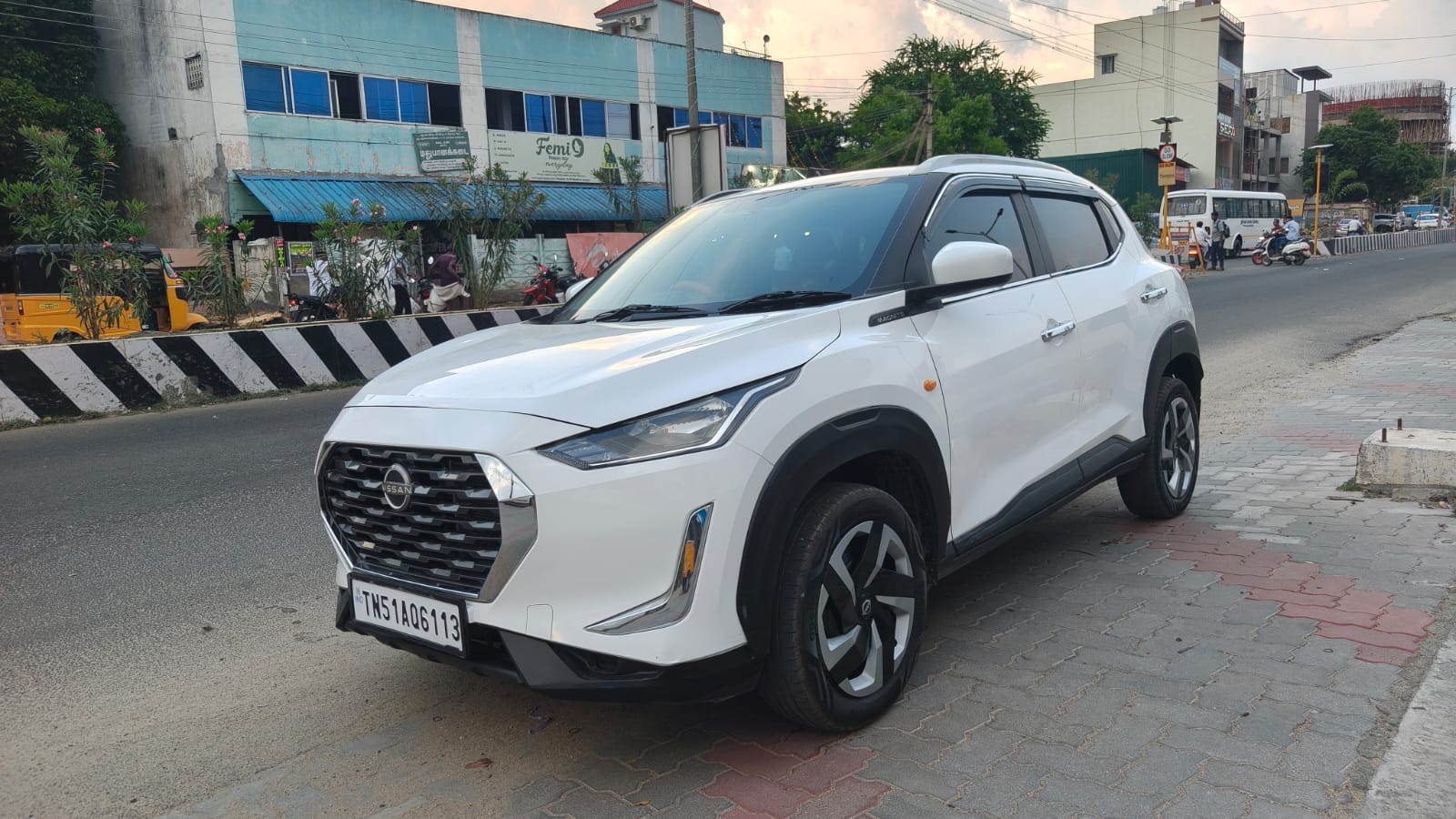 2022 Nissan Magnite XL 2