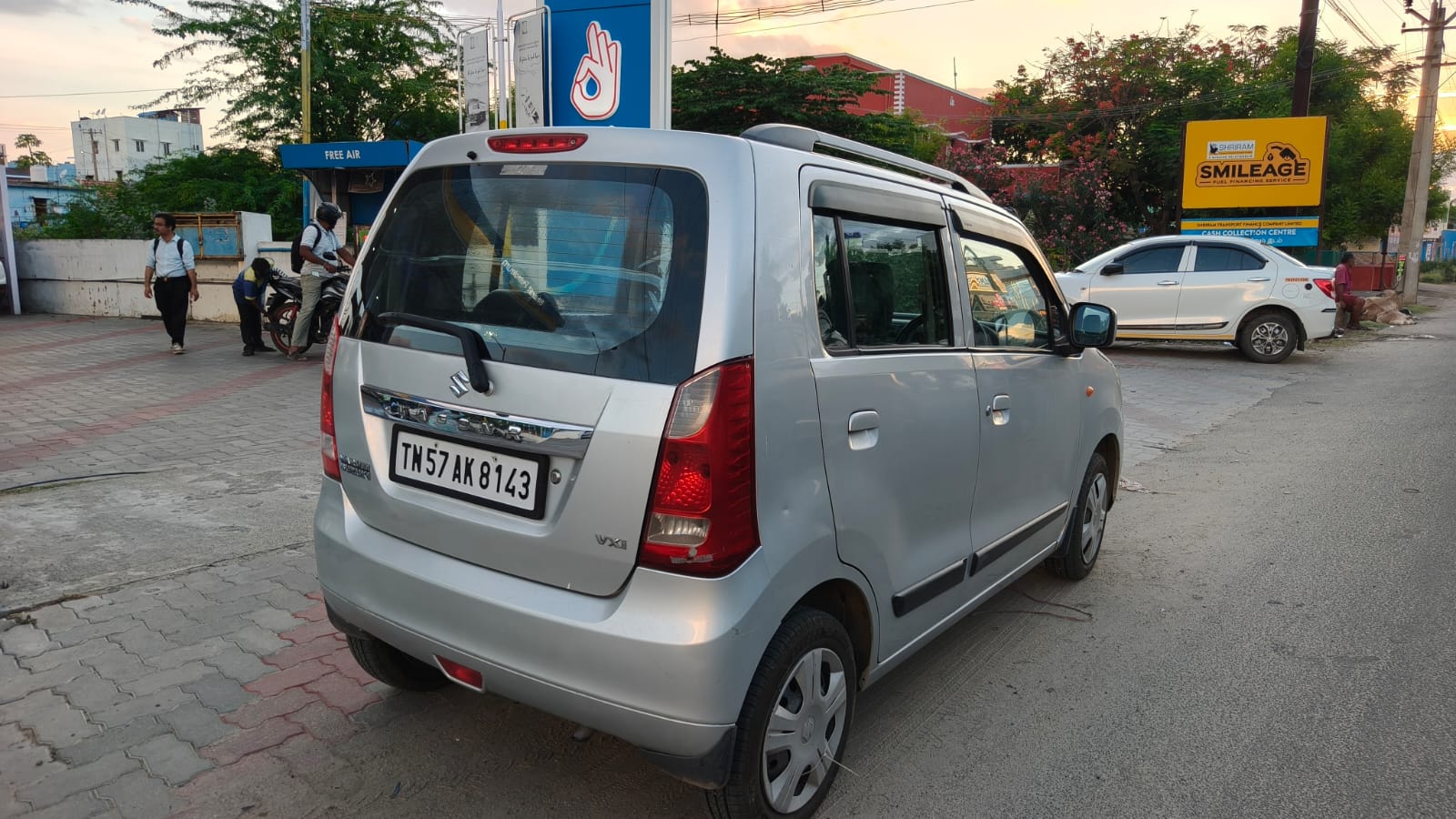 2014 Maruti Suzuki Wagon R VXi 4