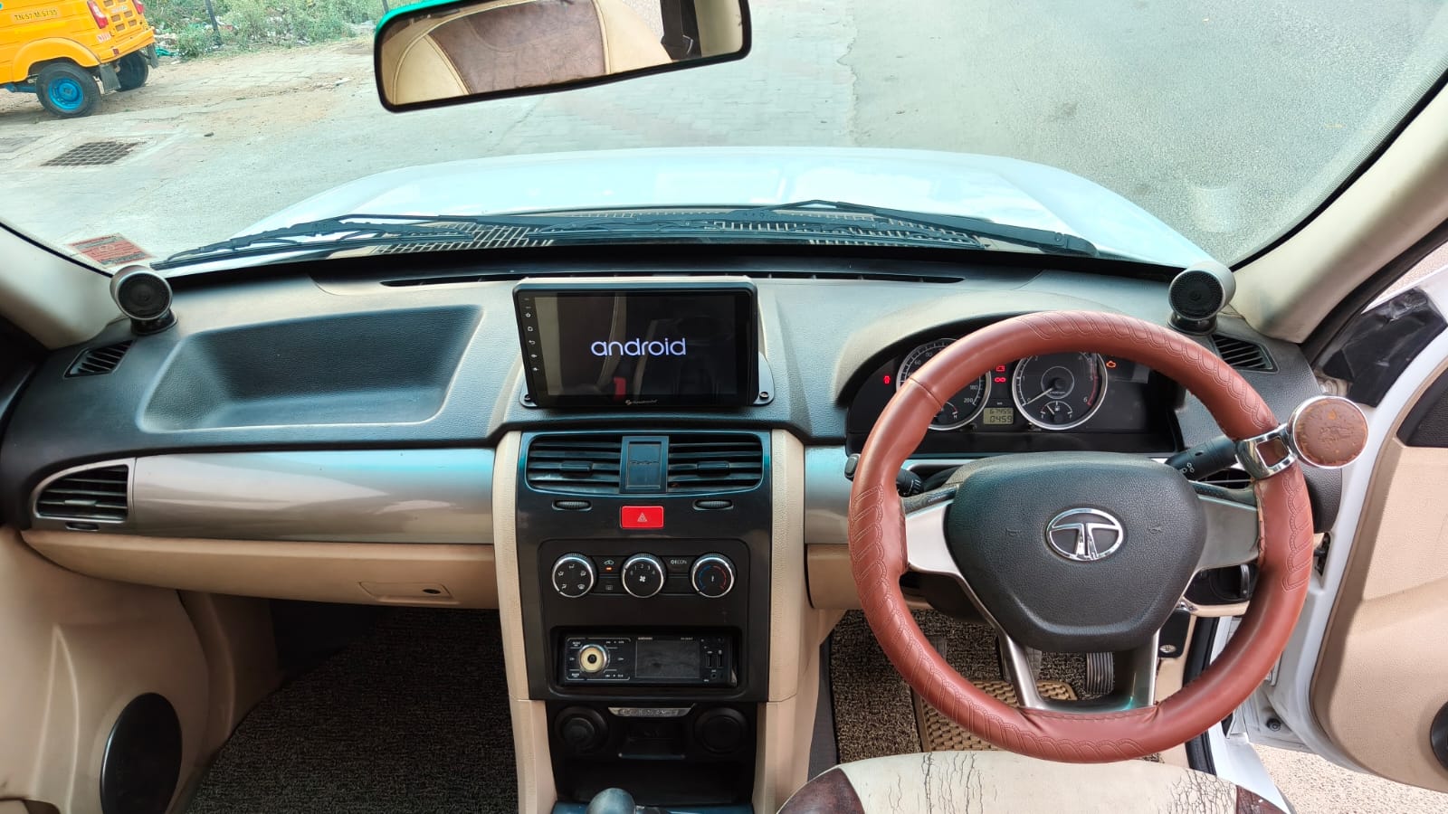 2016 Tata Safari Storme VX 5