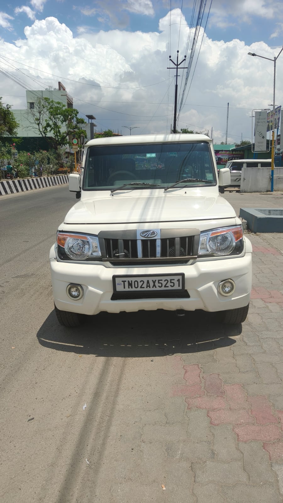 2013 Mahindra Bolero ZLX