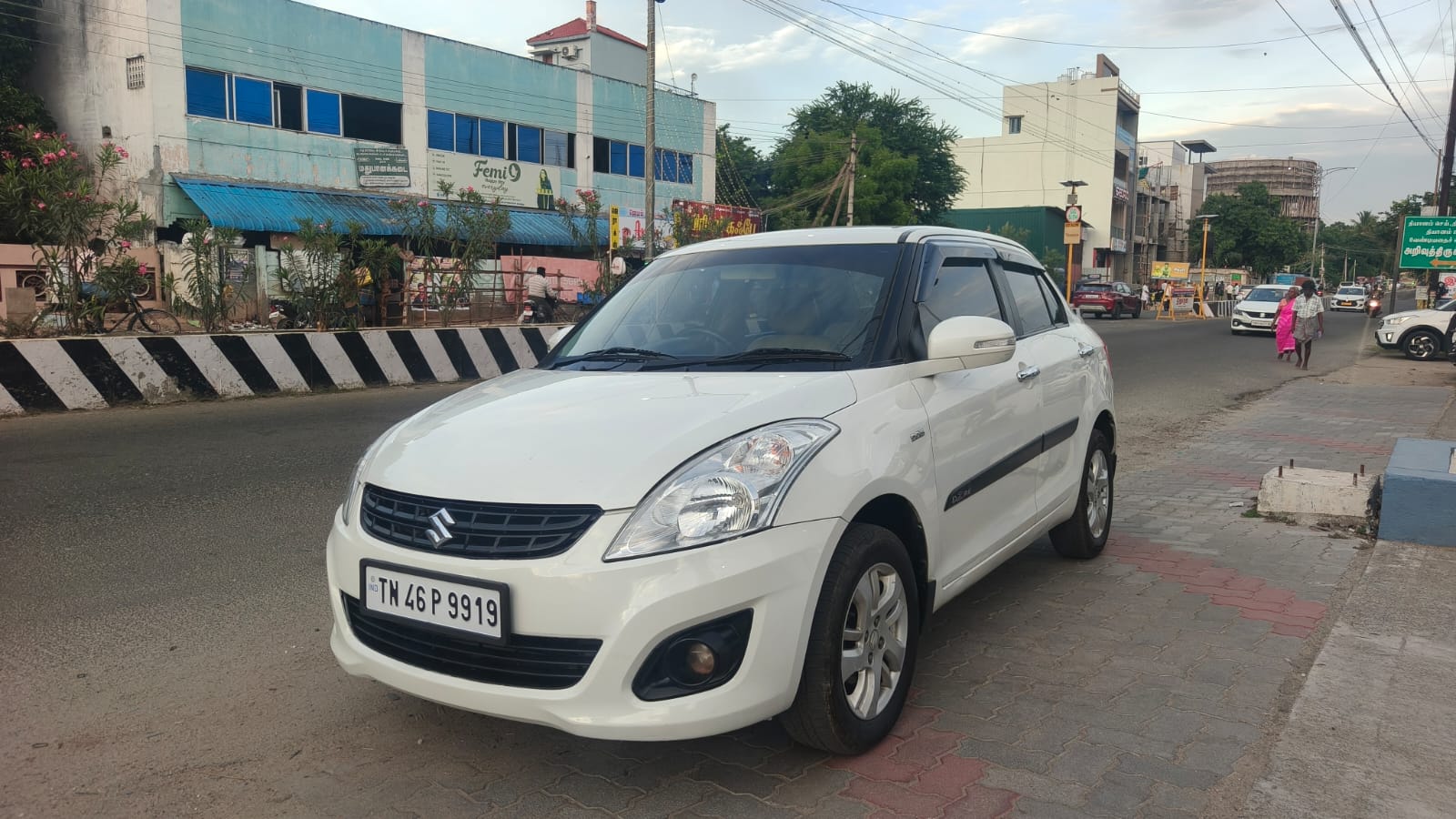 2013 Maruti Suzuki Swift Dzire ZDi 2