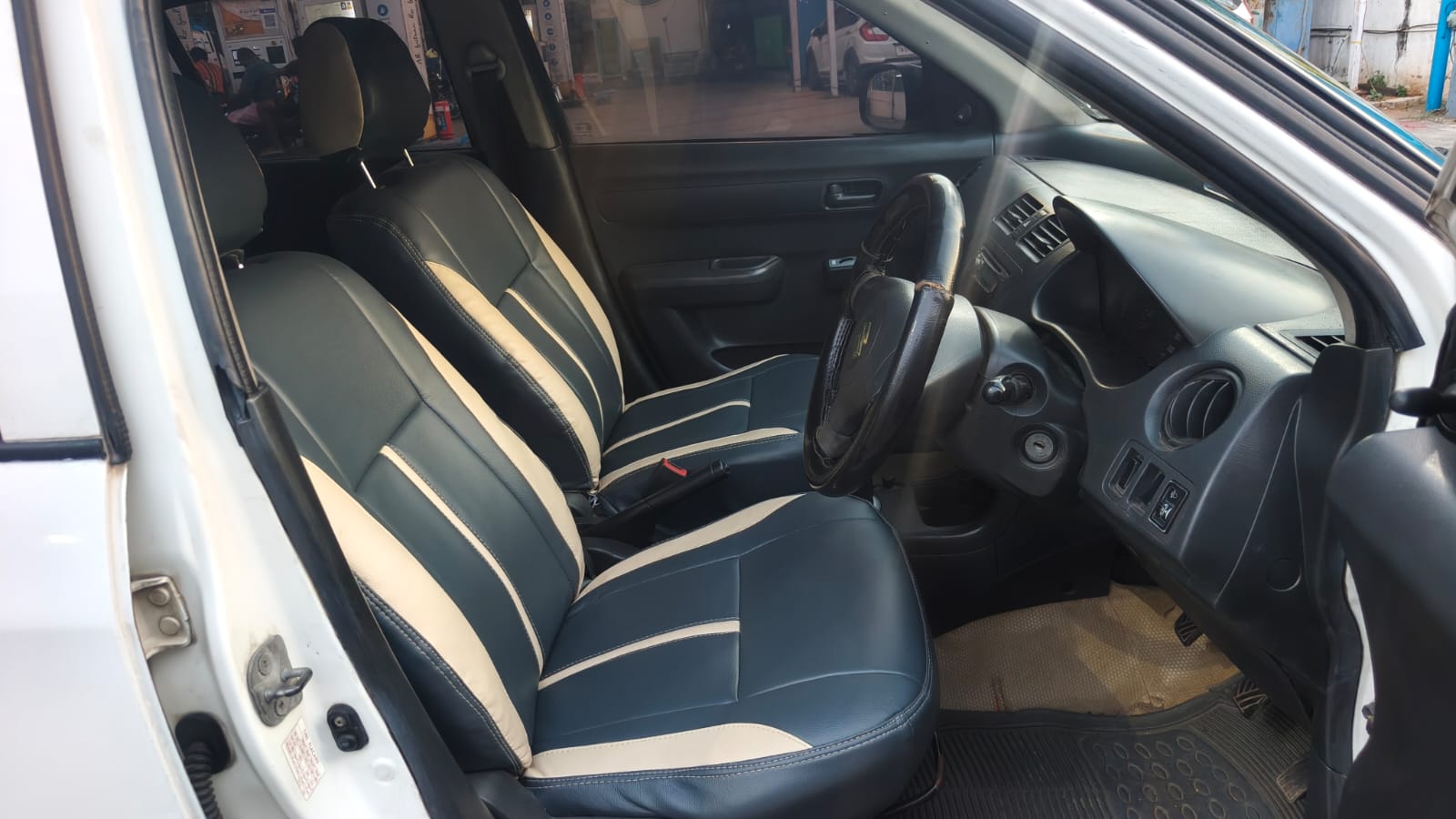 2013 Maruti Suzuki Swift Dzire VDi 6