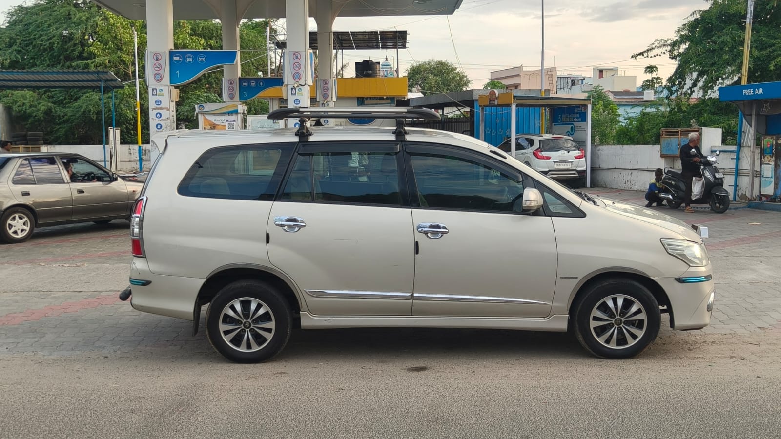 2015 Toyota Innova VX 6