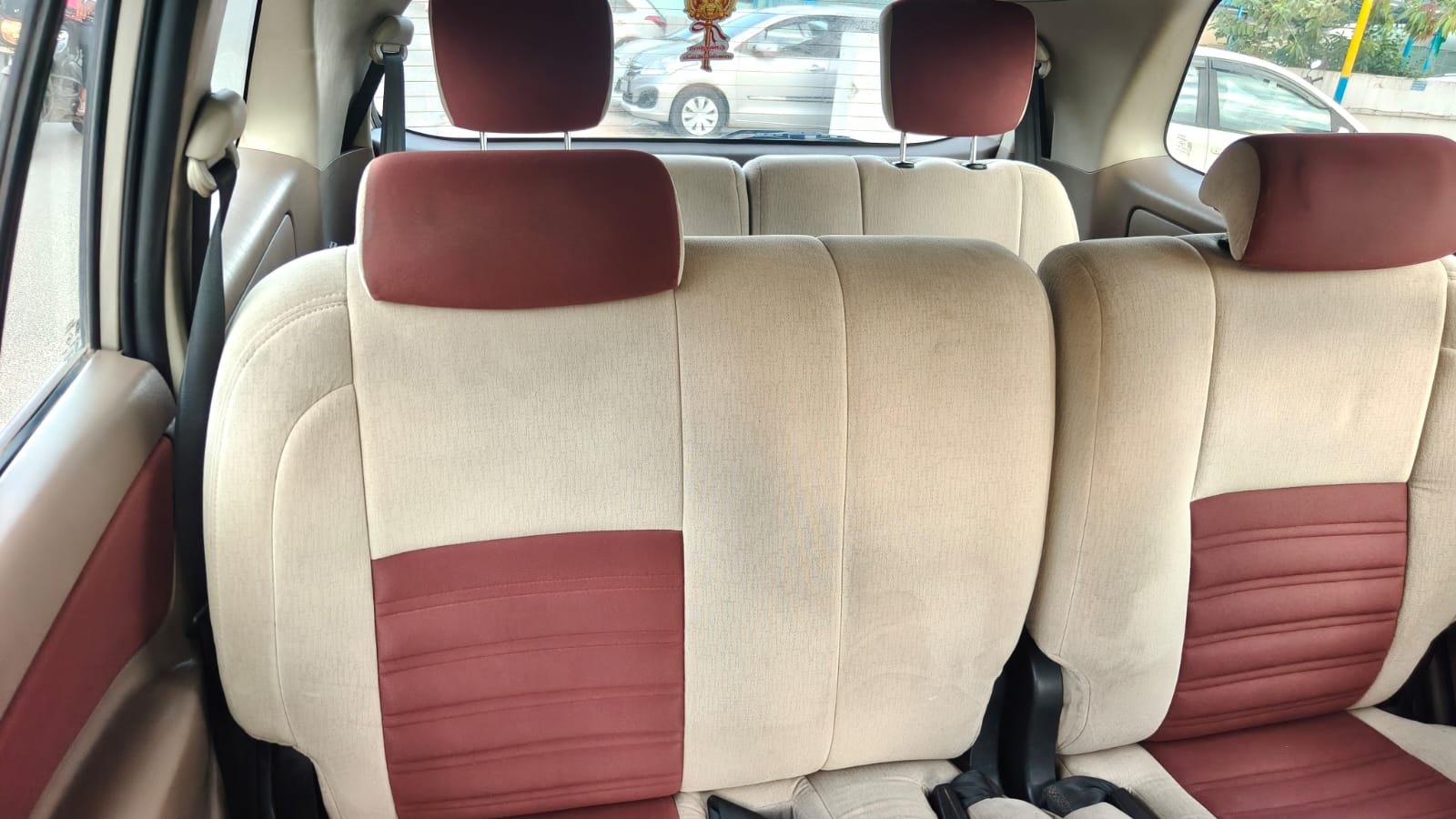 2015 Toyota Innova VX 10