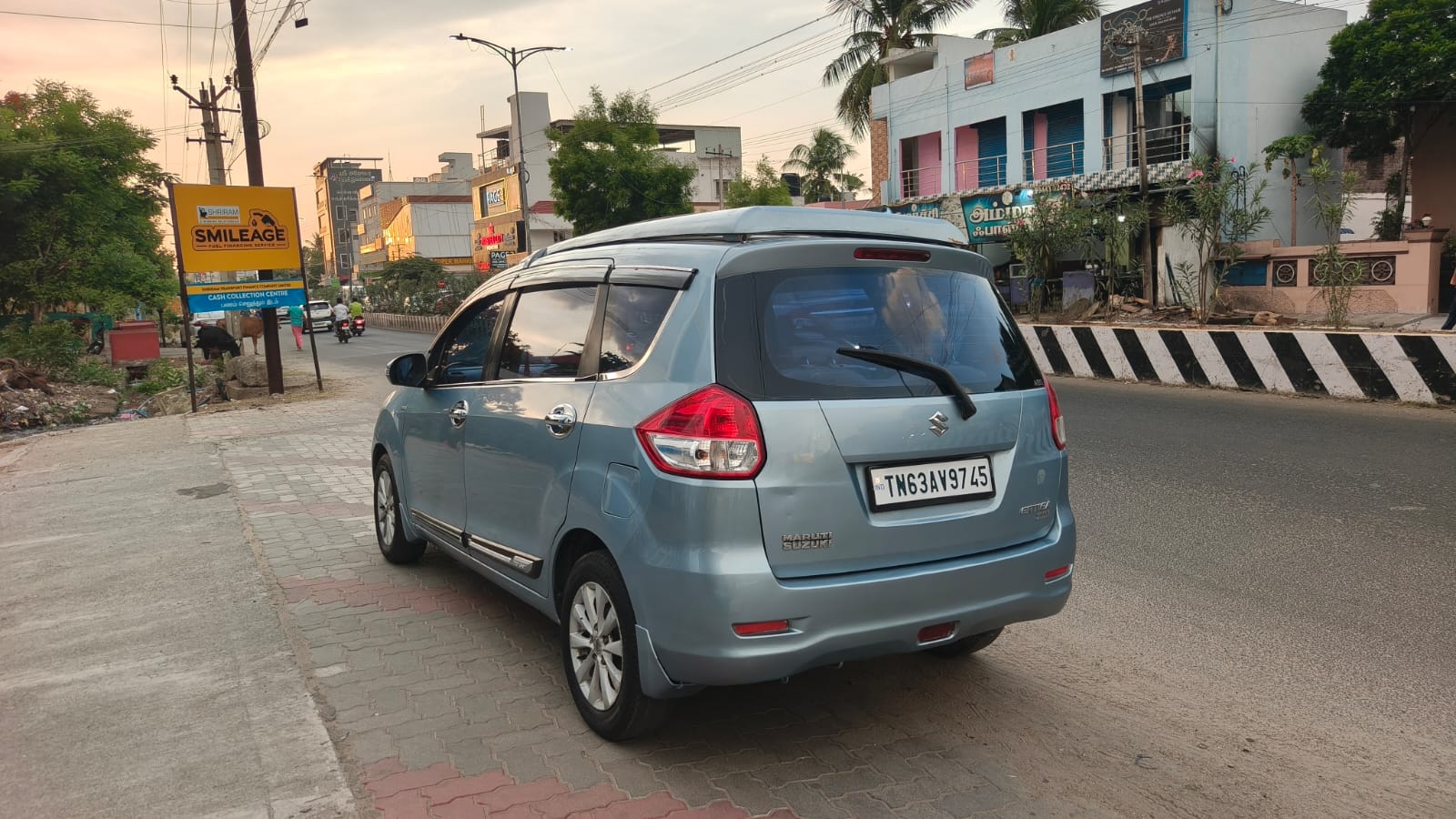 2014 Maruti Suzuki Ertiga ZDi 3