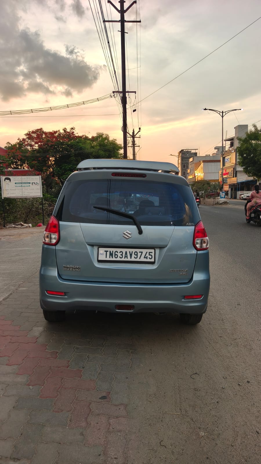 2014 Maruti Suzuki Ertiga ZDi 4