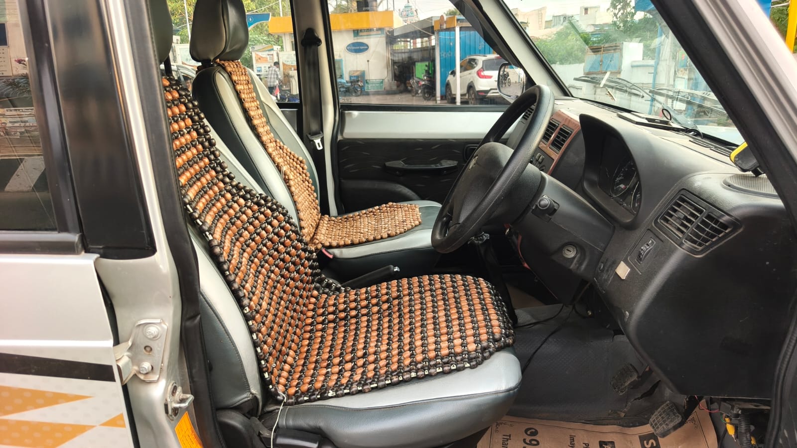 2016 Tata Sumo Gold 9