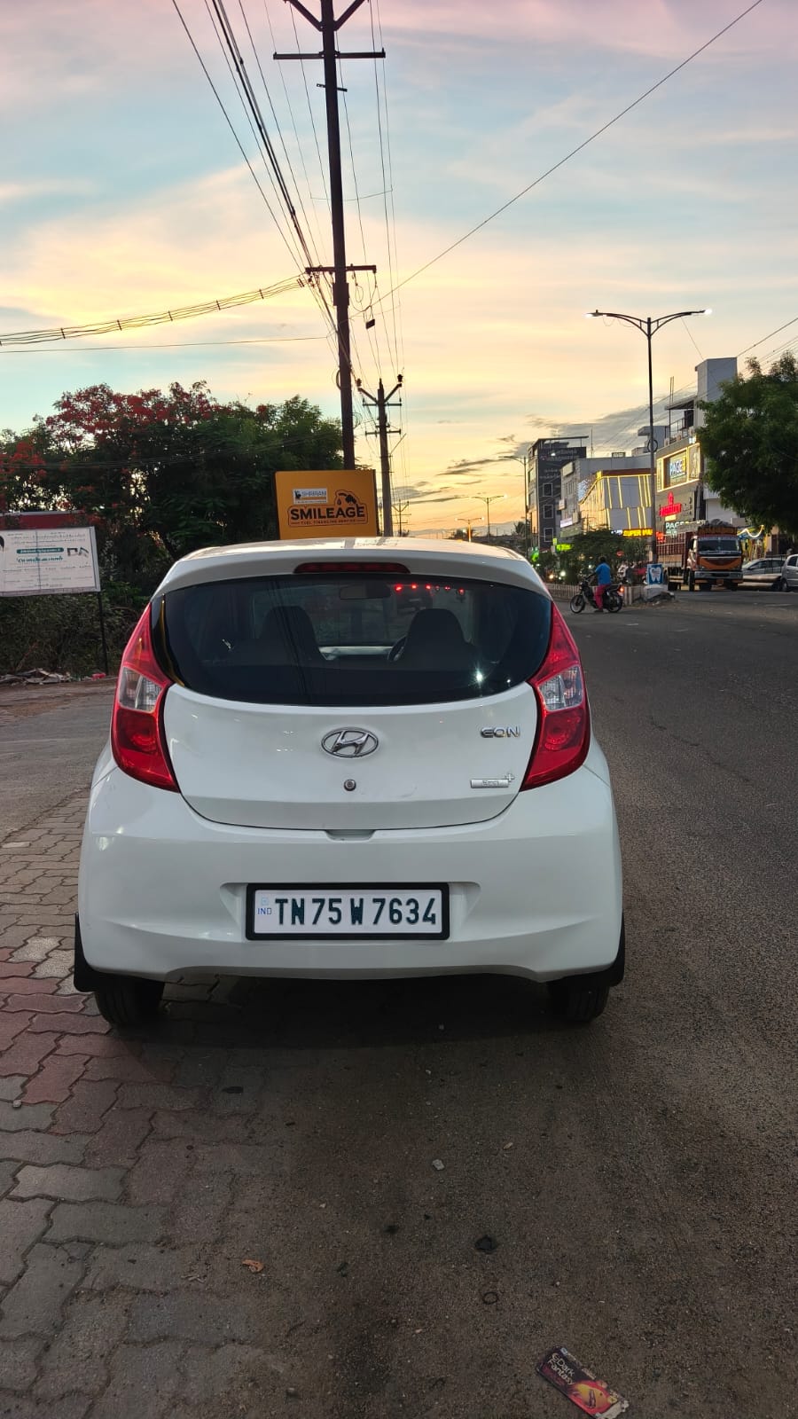 2015 Hyundai Eon Era 4