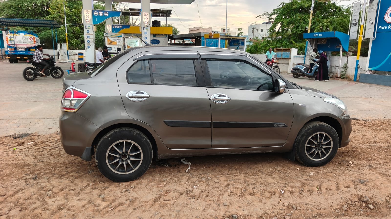 2016 Maruti Suzuki Dzire VDi 7