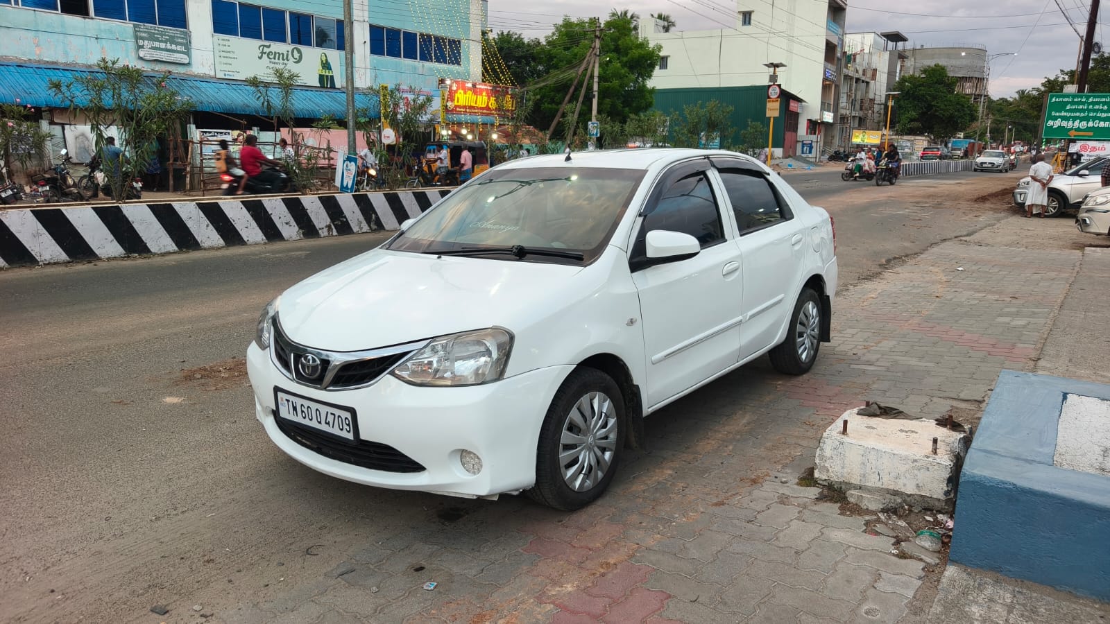 2015 Toyota Etios GD 2