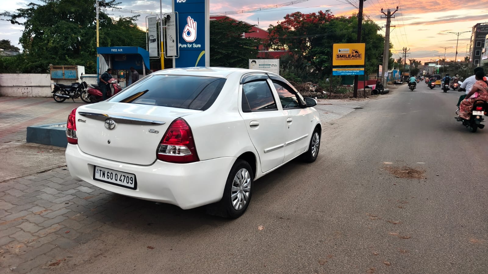 2015 Toyota Etios GD 4