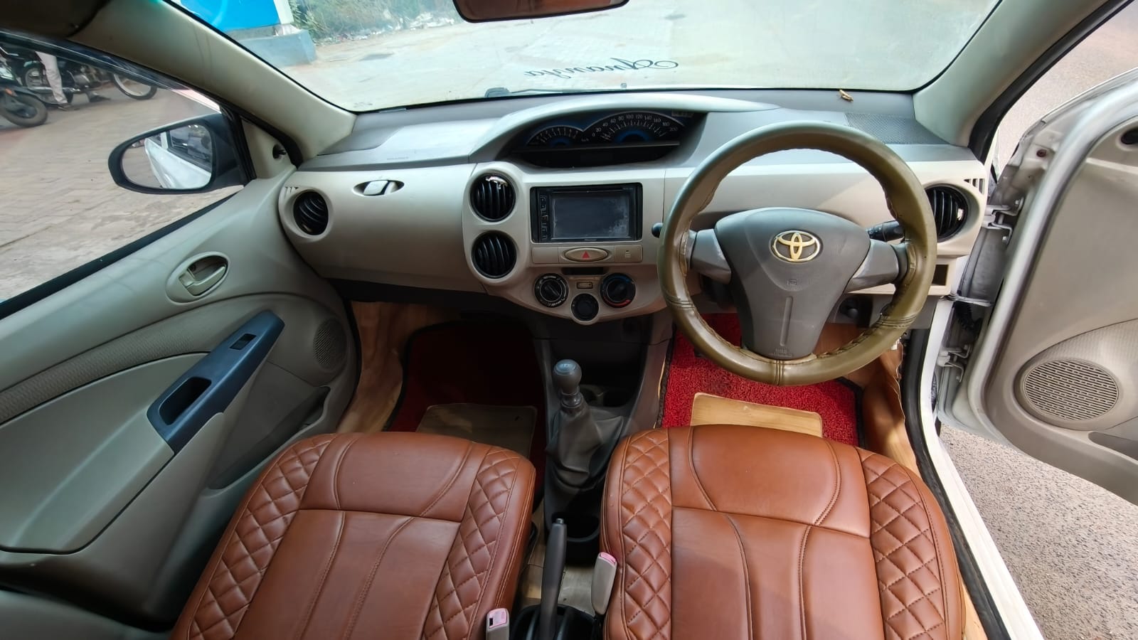 2015 Toyota Etios GD 9