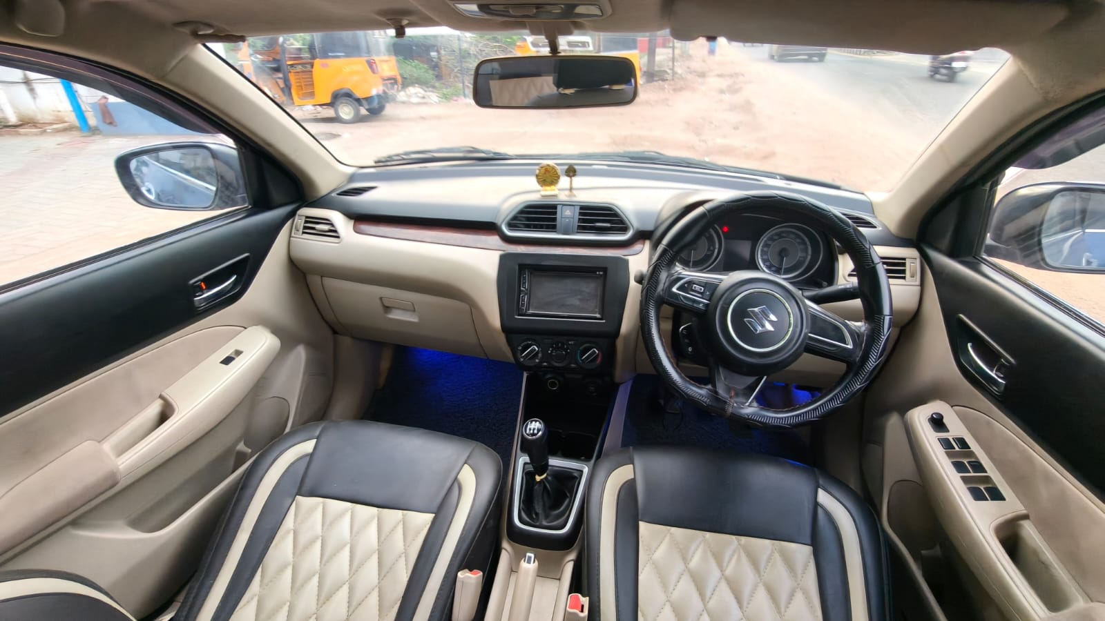 2017 Maruti Suzuki Swift Dzire VDi 11