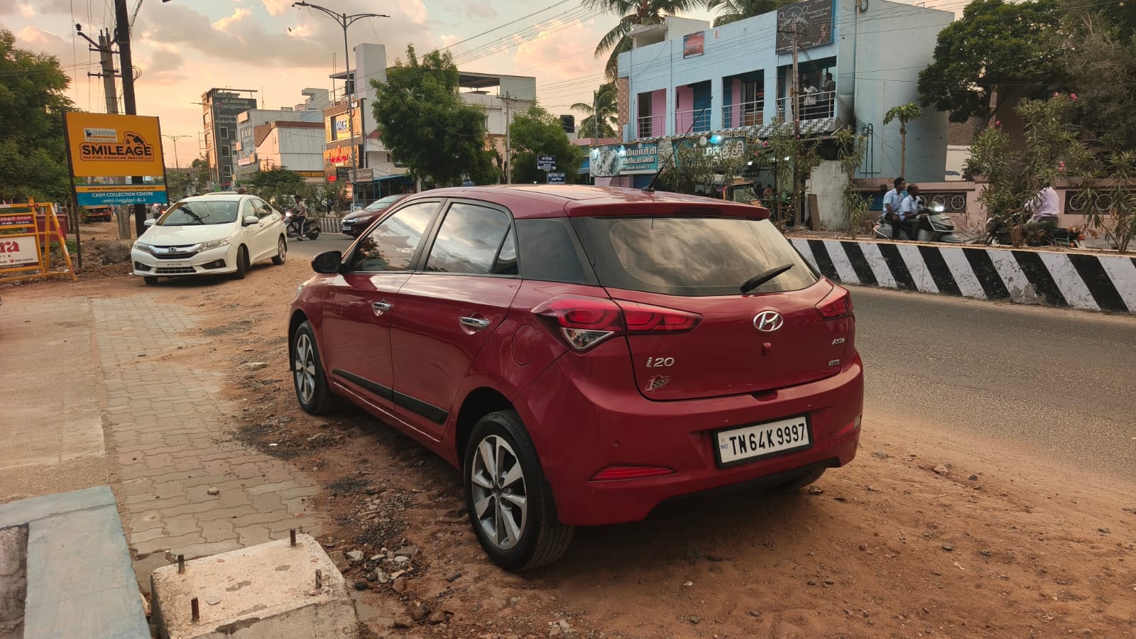 2015 Hyundai i20 Asta (O) 4