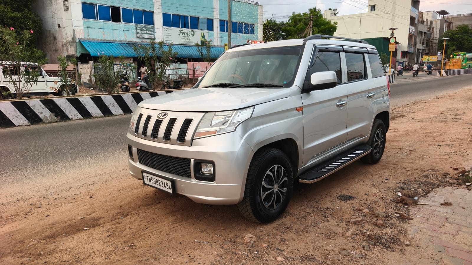 2018 Mahindra TUV300 T6 2